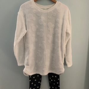Women’s H&M Disney Mickey Mouse outfit